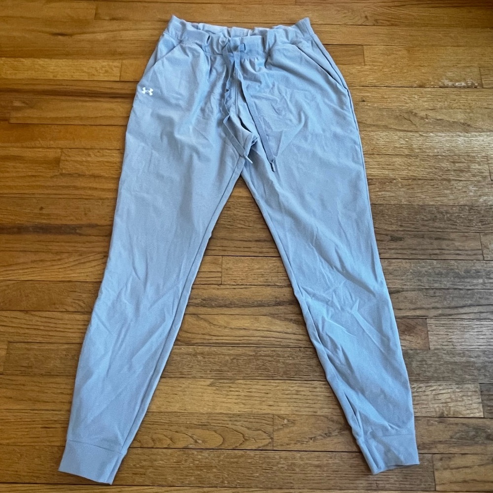 Under Armour Women's Light Gray Joggers